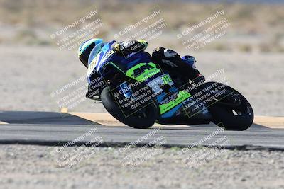 media/Oct-05-2025-CVMA (Sun) [[beeef4f201]]/Race 2-Supersport Middleweight/
